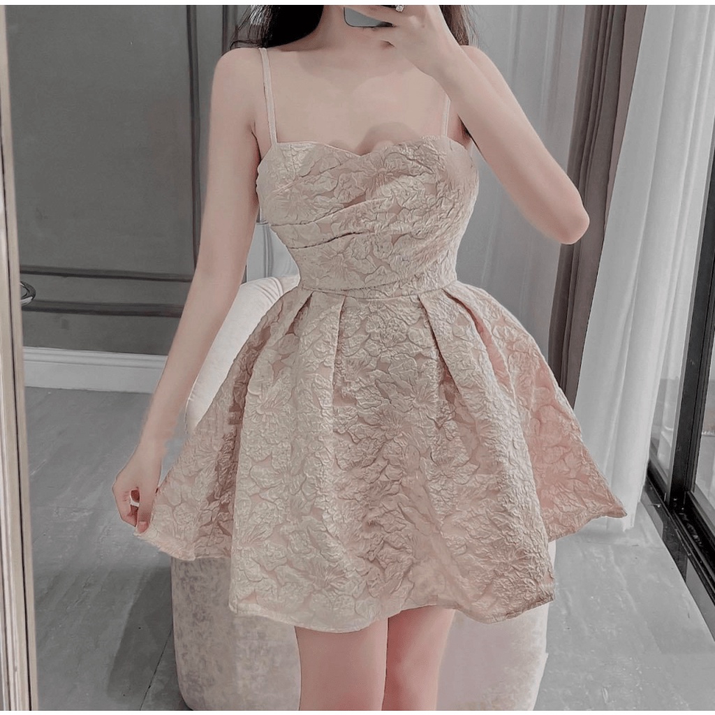 Mẫu Mới Đầm Nữ  Gấm Hoa Hai Dây Có Mút Ngực Phối Quần trong Trẻ Trung Xinh Lung Linh