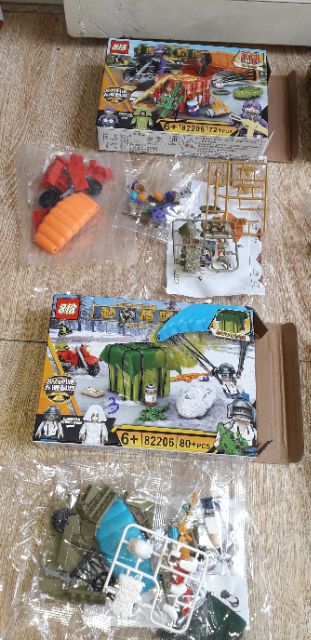 Lắp ráp 1 hộp LegoPubg 82206 có nhiều chi tiết bằng nhựa ABS