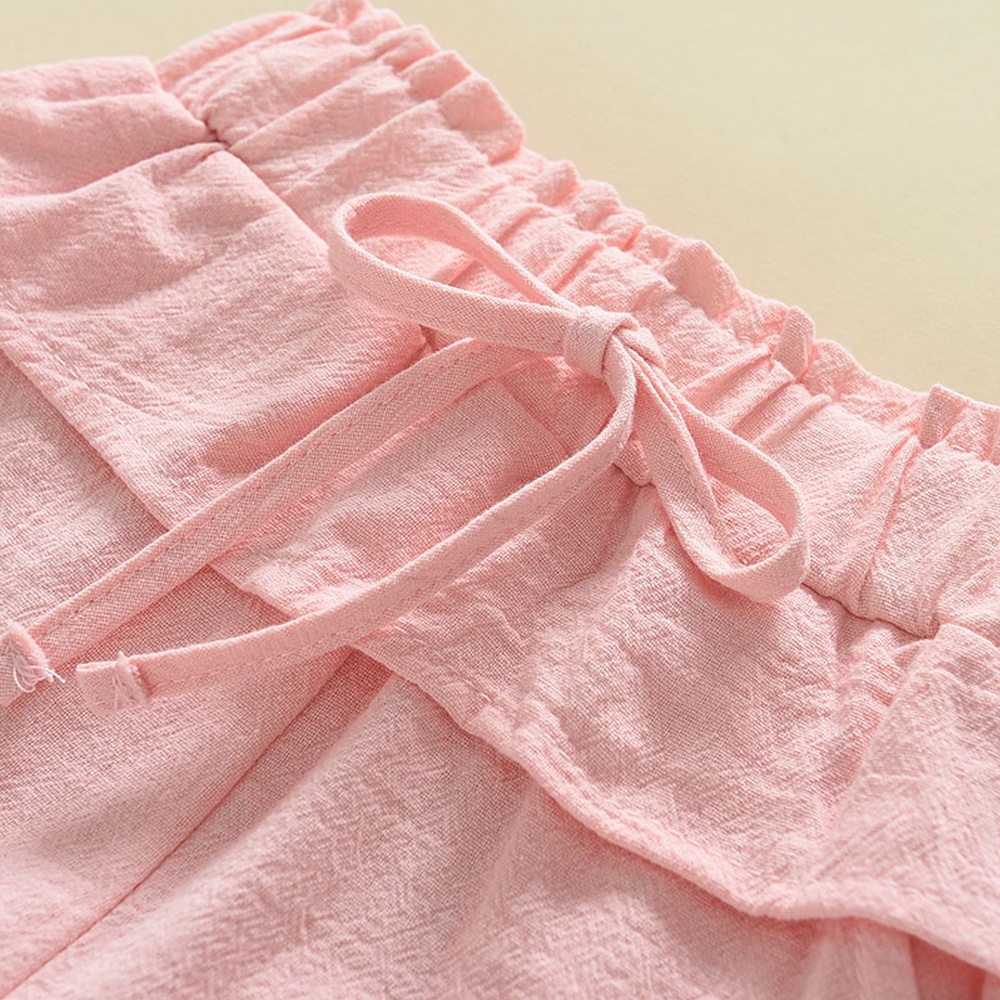 Set trang phục 2 món BEAR LEADER gồm áo kiểu thêu họa tiết hoa và quần đùi thời trang mùa hè 2021 cho bé gái