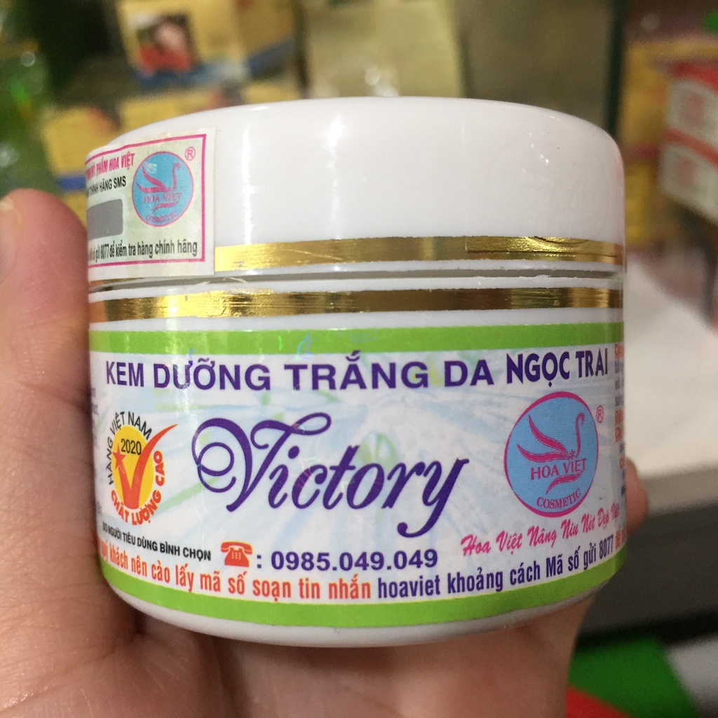 Kem dưỡng trắng da ngọc traii Victoriaa. HOA-VIỆT