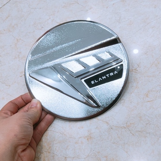 Ốp nắp bình xăng cho xe Elantra 2022 Mới Nhất