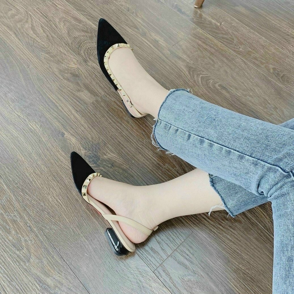 Giày Cao Gót Mũi Nhọn Đinh Tán Sandal Nữ 2 Phân Viền Đinh Tán Khoét Eo