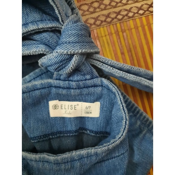 Thanh lý áo crop top jeans bé gái, size 6-7, elise
