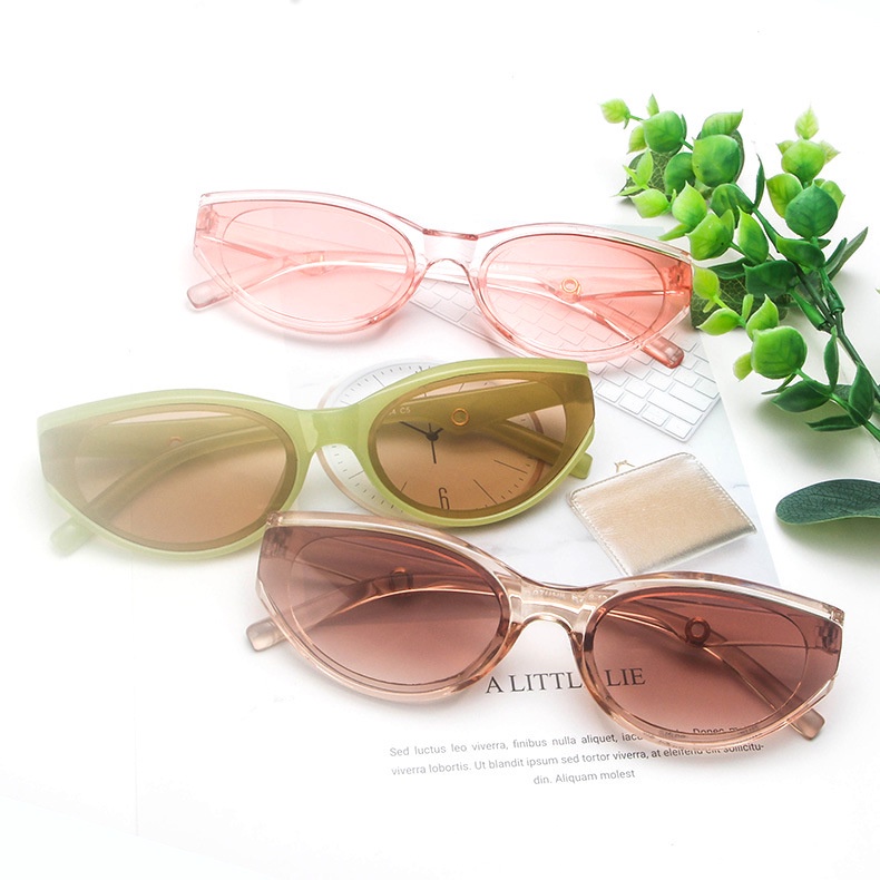 Kính mát gọng oval phong cách retro thời trang cho nữ