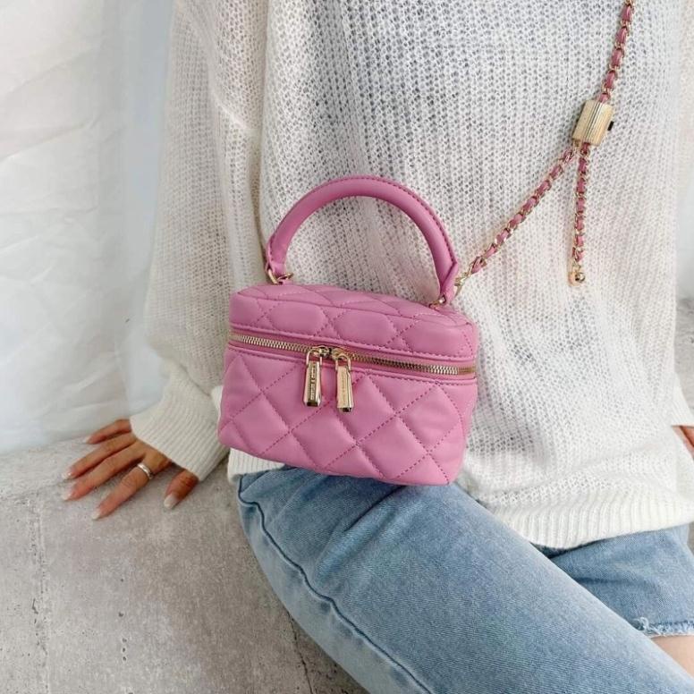 Túi cê ka trần trám dáng cốp có quai cầm và dây đeo chéo kèm hộp hàng cao cấp