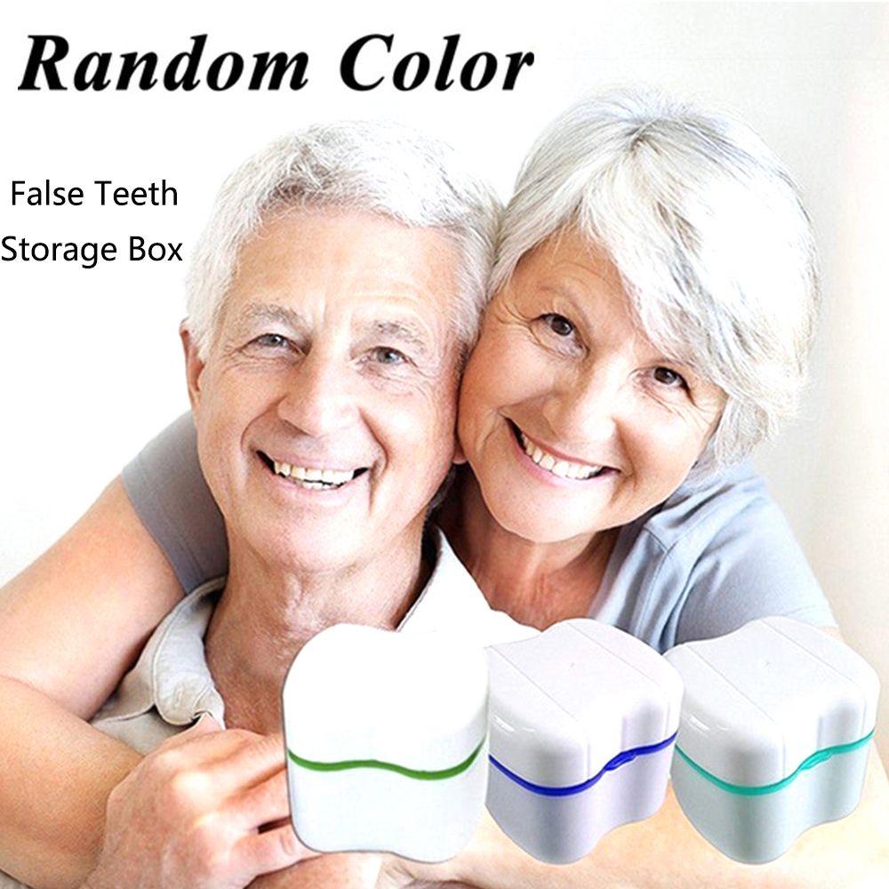 Hộp Nhựa Đựng Răng Giả Kèm Đồ Lọc Làm Sạch Tiện Dụng