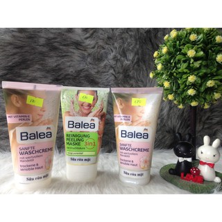Sữa rửa mặt Balea hoa đào và  Balea 3in1