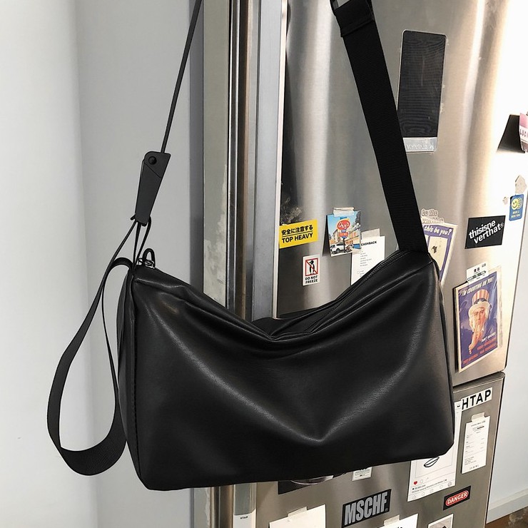 Túi đeo chéo da dáng thể thao dây đeo khóa kẹp tăng giảm độ dài dễ dàng | BigBuy360 - bigbuy360.vn