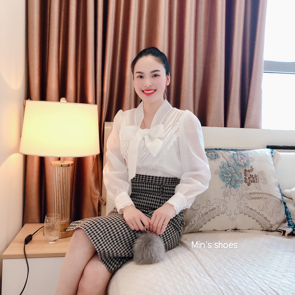 Min's Shoes - Áo Sơ Mi Thiết Kế Chất Tơ Hàn Cực Xinh Áo 432