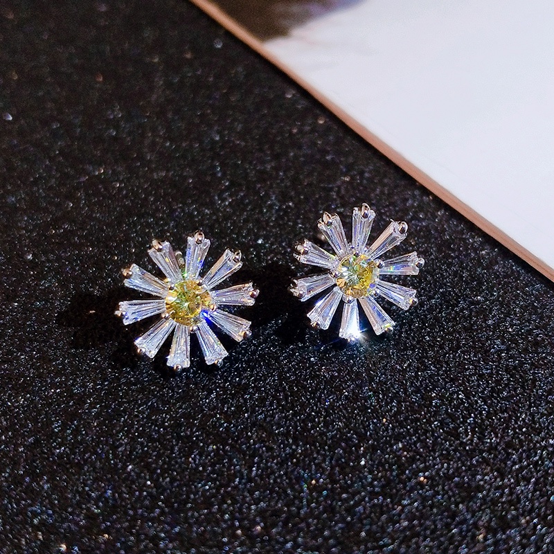 Đôi khuyên tai JIUDUOLAN mạ bạc thiết kế hoa cúc đính đá zircon nhân tạo thời trang thanh lịch dành cho nữ