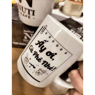 Ly sứ có quai