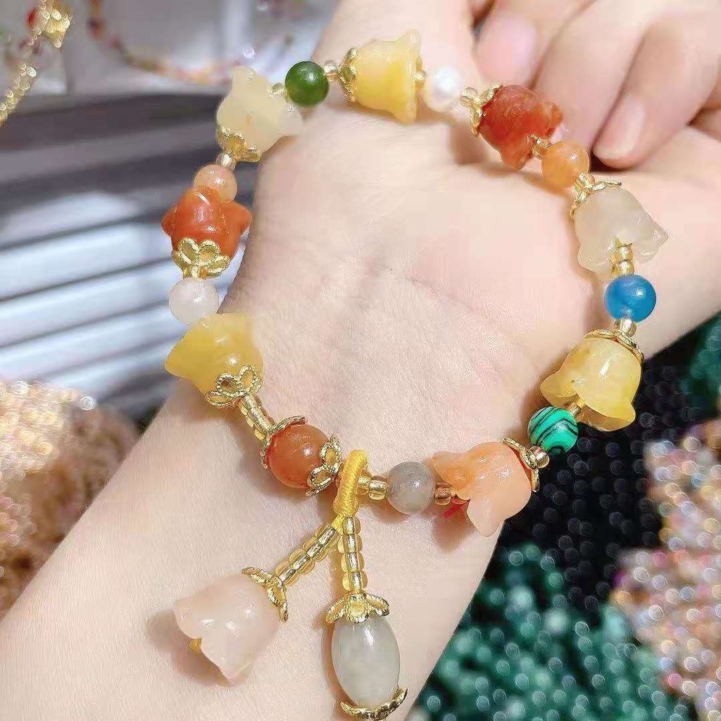 Vòng Tay Mã Não Tự Nhiên Đính Quả Bí Ngô Độc Đáo