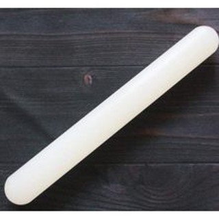 Cây cán bột làm bánh, Cán bột nhựa đúc đặc