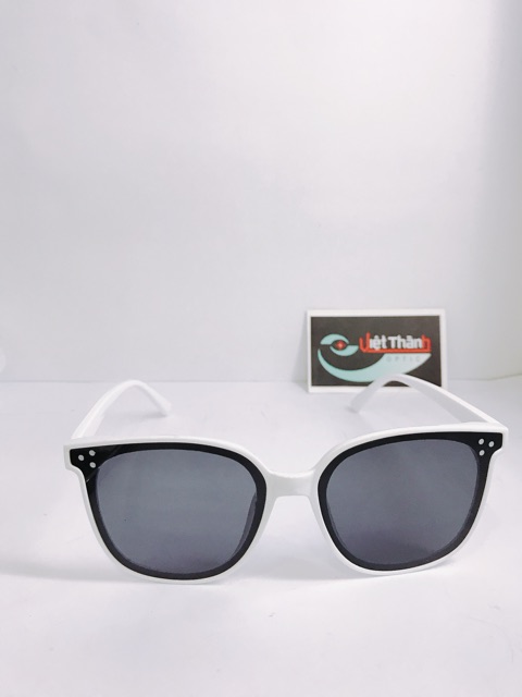 Kính trắng siêu hot phong cách hàn quốc Mắt Kính Trắng Thời Trang Mùa Hè Hàng Chắc Bền Đẹp Rẻ | BigBuy360 - bigbuy360.vn