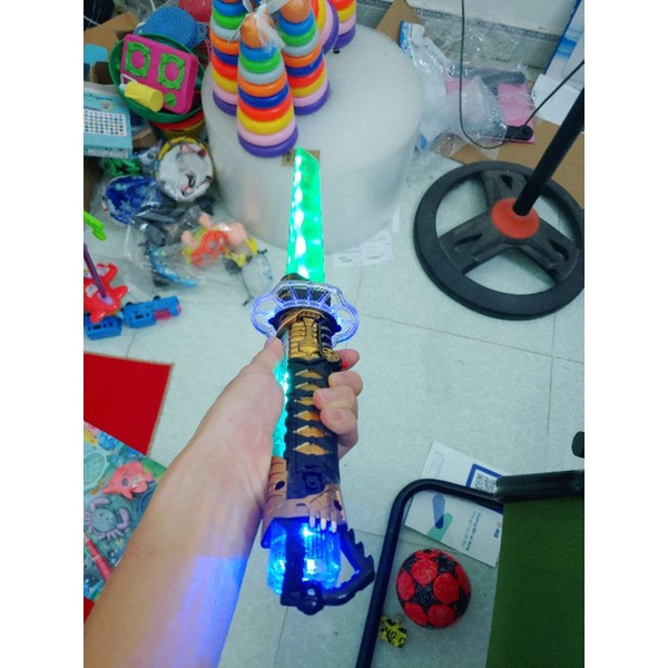 Đồ Chơi Phát Sáng Katana - Đồ Chơi katana Nhựa Có Đèn và Âm Thanh . có đủ màu