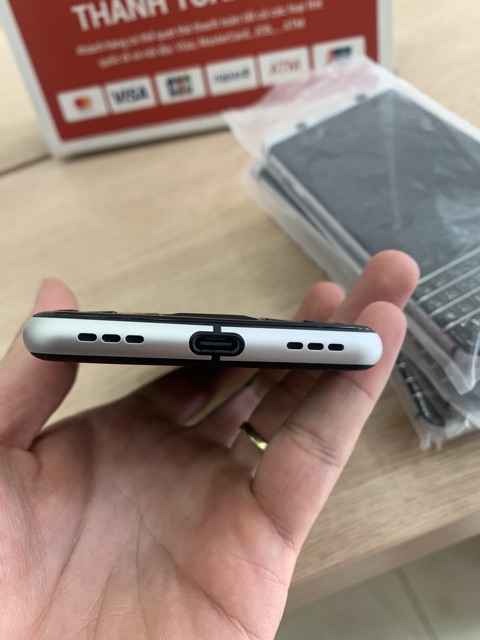 Blackberry Keyone Silver Quốc Tế Likenew