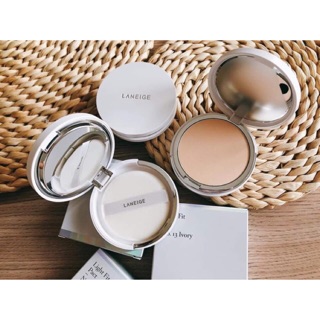 PHẤN PHỦ CAO CẤP LANEIGE LIGHT FIT PACT