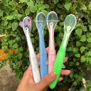 Thìa silicone Bibo siêu mềm (hình hươu cao cổ)