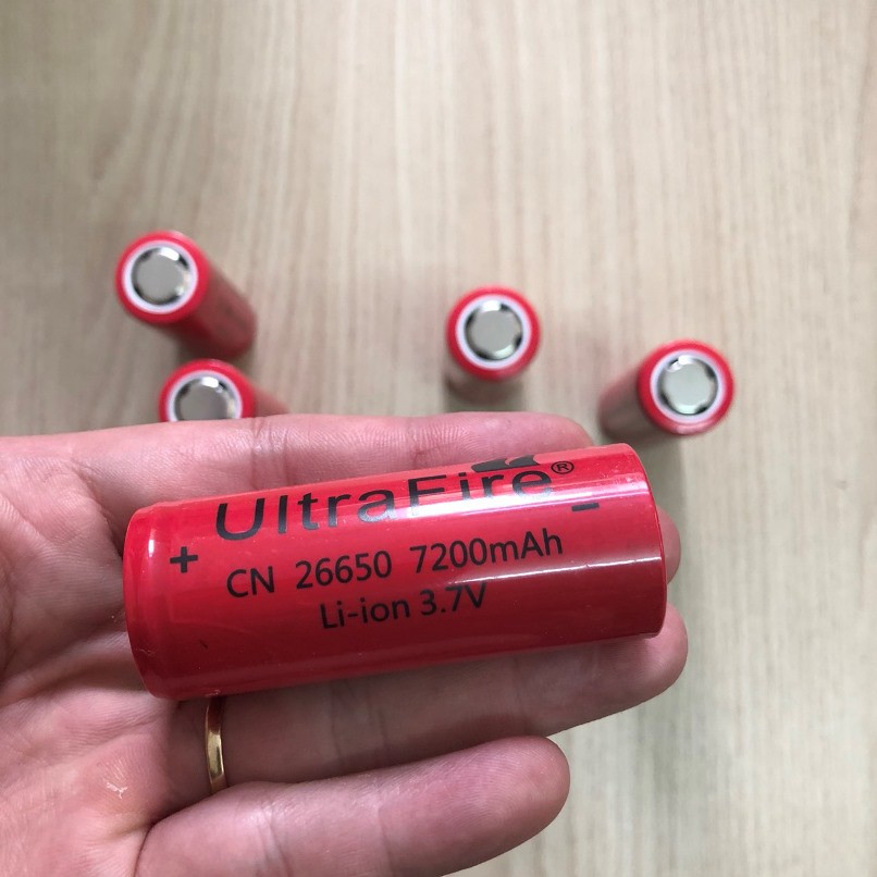 Pin sạc Ultrafire 26650 cỡ to, pin lithium cao cấp