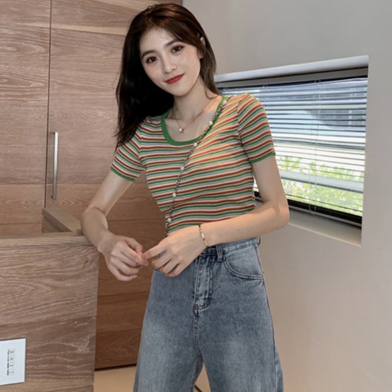 [Mã FAMAYWA giảm 10K đơn 50K] Áo thun cổ chữ U ngắn tay kiểu Hàn Quốc | BigBuy360 - bigbuy360.vn