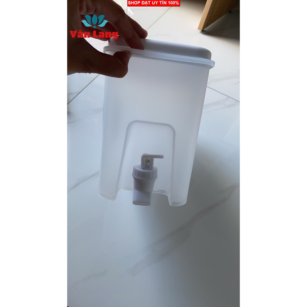 Bình nước 3,5 Lít bằng nhựa có vòi rót tiện dụng