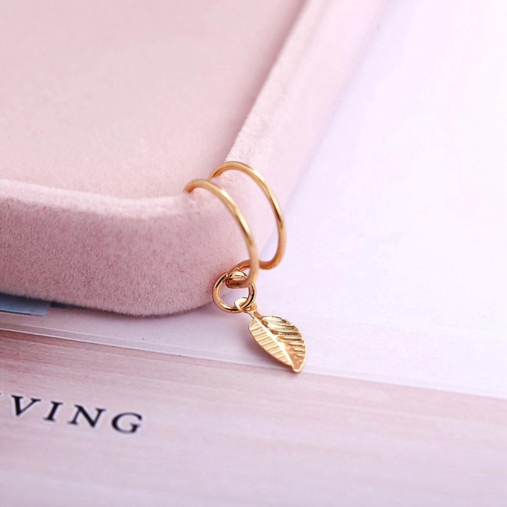 Hoa tai dạng kẹp hình chiếc lá thời trang cho nữ