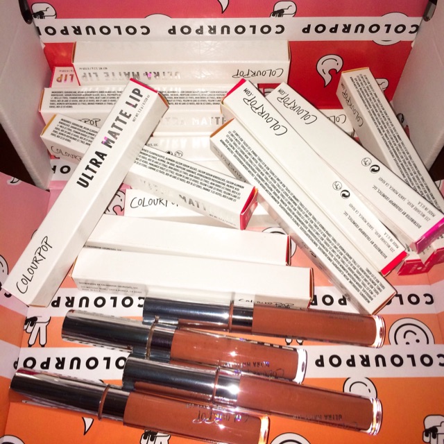 Son colourpop hàng khách lẻ
