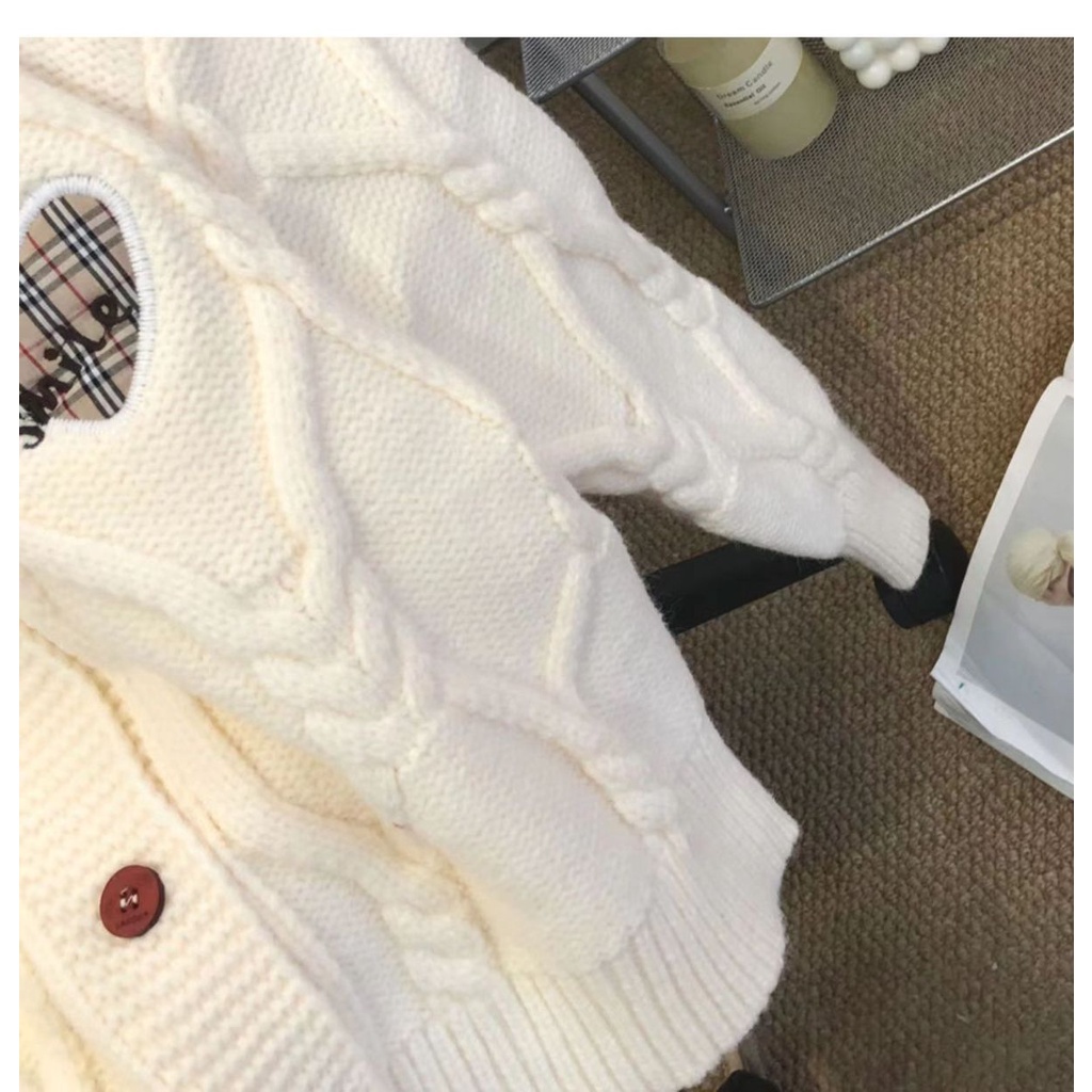 Áo Khoác Sweater Cổ Tròn Dáng Rộng Thêu Hình Trái Tim Màu Vàng Gừng Thời Trang Thu Đông Cho Nữ