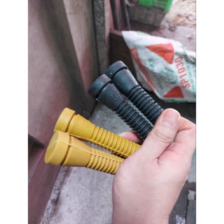 Núm cao su máy vặt lông gà, lông vịt số 19 màu đen + vàng, chất liệu cao su thiên nhiên cao cấp mềm dẻo, độ bền cao