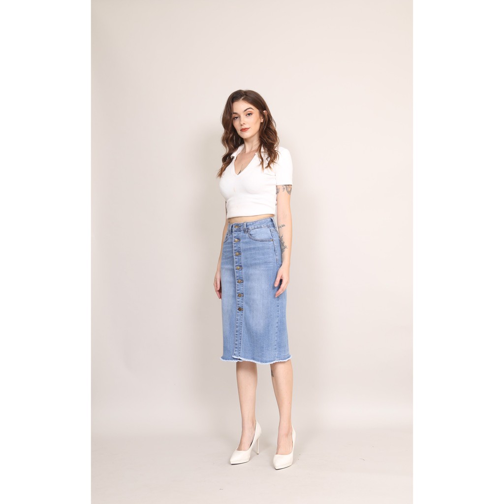 Chân váy jean nữ dáng dài nhiều khuy trơn lưng cao co giãn gấu tua CT Jeans