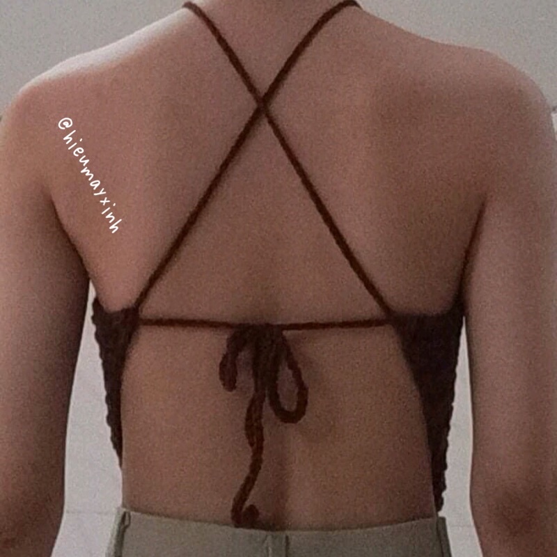 Kylie Jenner top - áo len móc handmade bắt trend