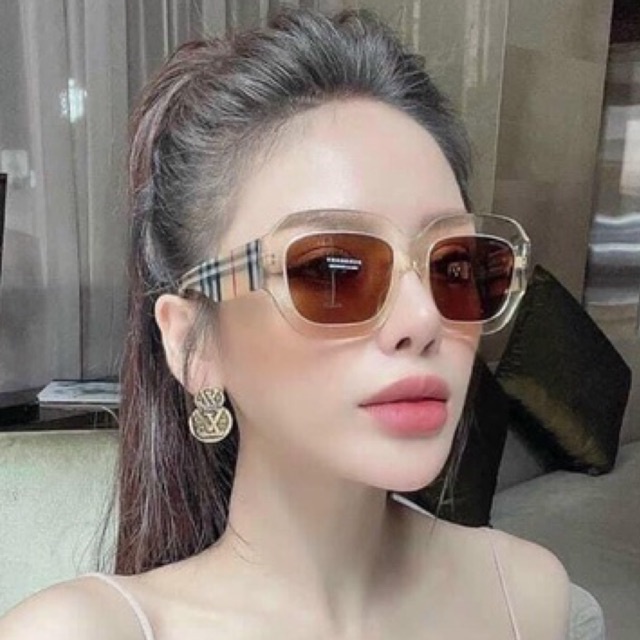Kính Vuông Nhỏ Nữ BBR Sọc Trắng Đen Đi Ngày Và Đêm Của Nam Và Nữ Chống Tia UV400 Đi Đêm Chống Chói