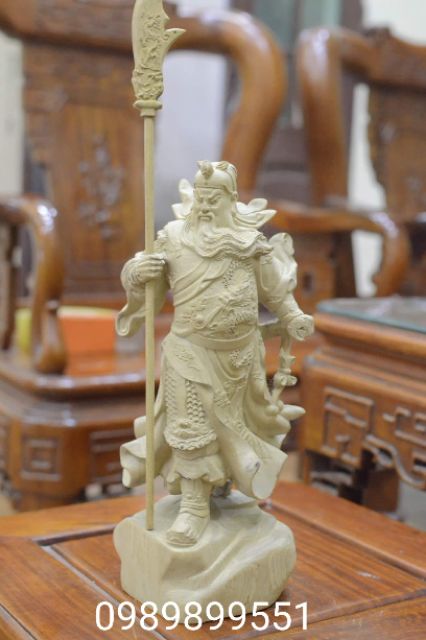 Tượng Quan Công gỗ thơm cao 30 cm