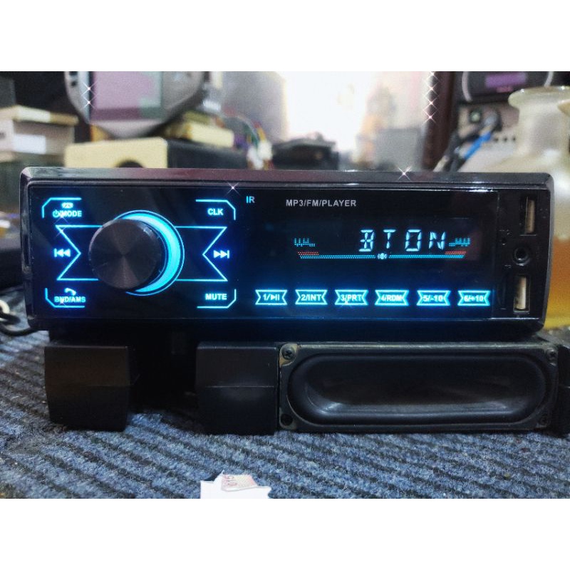 Đầu phát nhạc Radio/ Bluetooth /aux/usb/cad loại 1 din giành cho ô tô