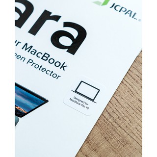 Dán màn hình Macbook Pro 16inch
