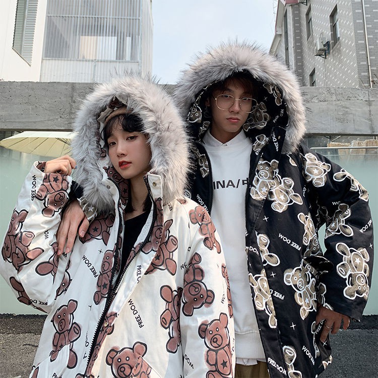 Áo khoác họa tiết gấu chất liệu đệm vải cotton cổ lông dày dặn thích hợp dành cho mùa đông | BigBuy360 - bigbuy360.vn