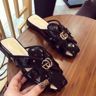 Dép sục rọ mũi da bóng