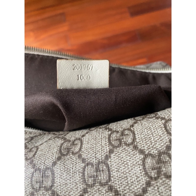 Đeo chéo Gucci