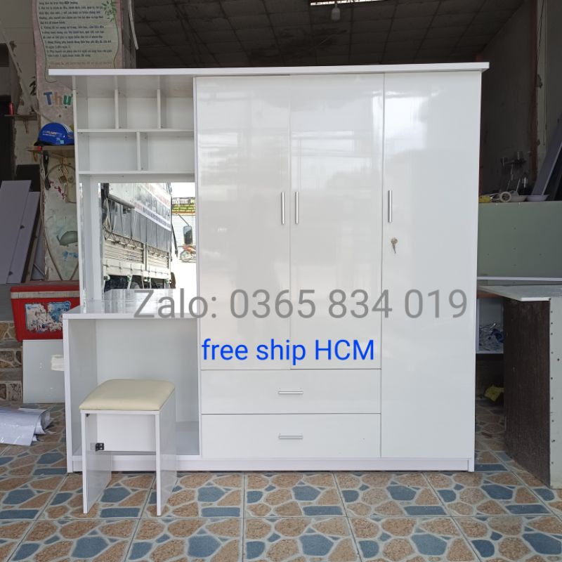 Tủ quần áo nhựa đài loan liền bàn trang điểm ngang 1m85 cao 1m8 tặng kèm ghế nệm có lõi gỗ ở bản lề