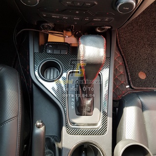 Ốp nội thất vân Carbon Ford Everest
