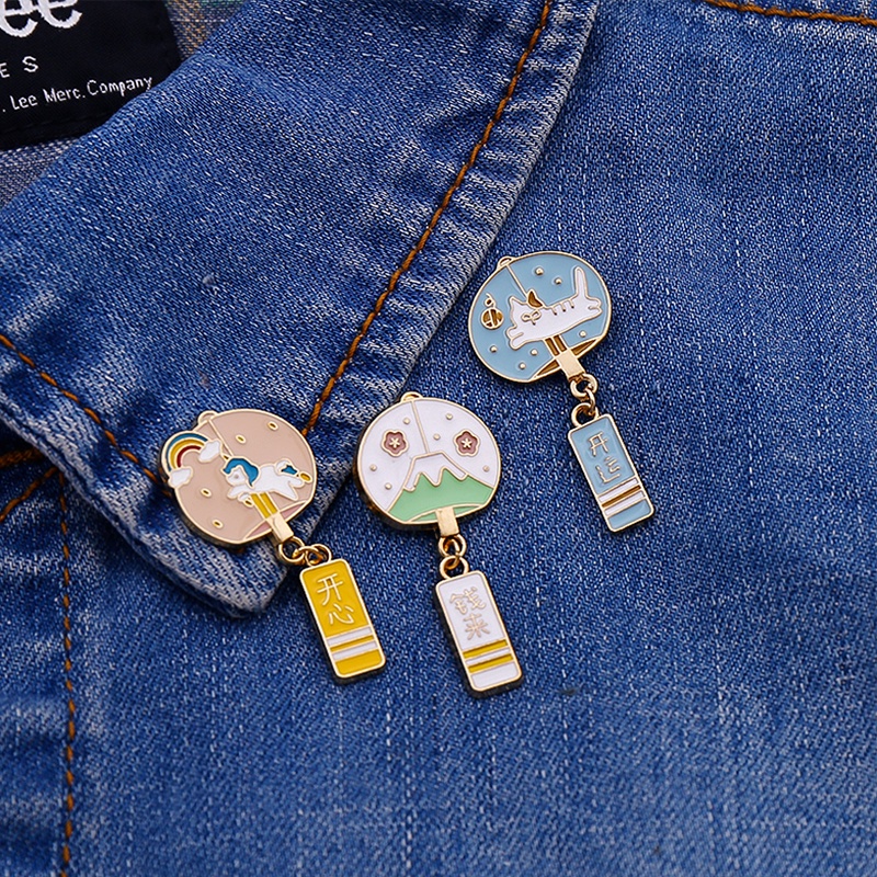 Huy hiệu cài áo kim loại thiết kế hoạt hình Nhật Bản 2021 đáng yêu
