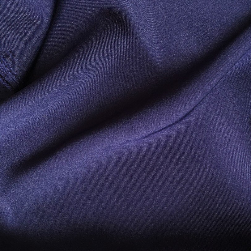 Vải Gill Ý-Gill Ý màu xanh đen-Đứng form-Dáng đẹp-may vest-quần học sinh không nhăn-không xù-co giãn nhẹ-đứng form.