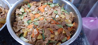 Nạt thịt gà