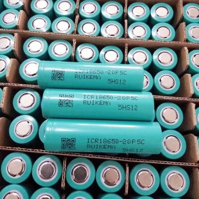 Cell pin 18650 Samsung 20R dung lượng cao ~2000mha dùng cho quạt mini tông đơ cắt sạc dự phòng