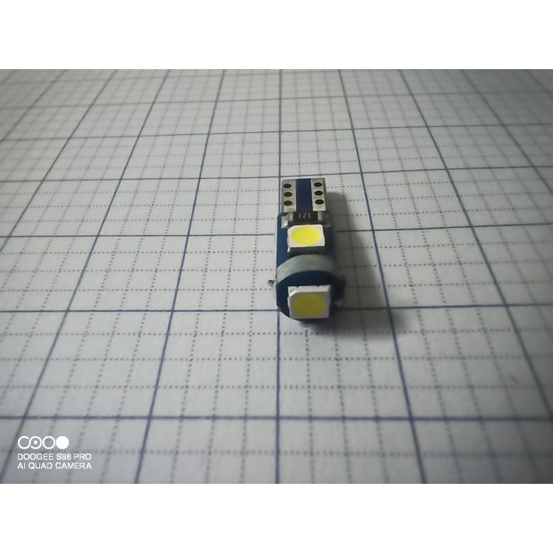 Bóng đèn led tap lô trung tâm Pajero V31 V32 V33 V43 V45 V46 MB879707