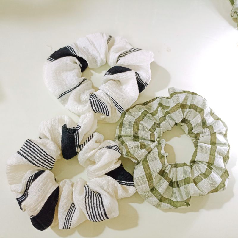 Dây Buộc Tóc Scrunchies Mix màu cá tính