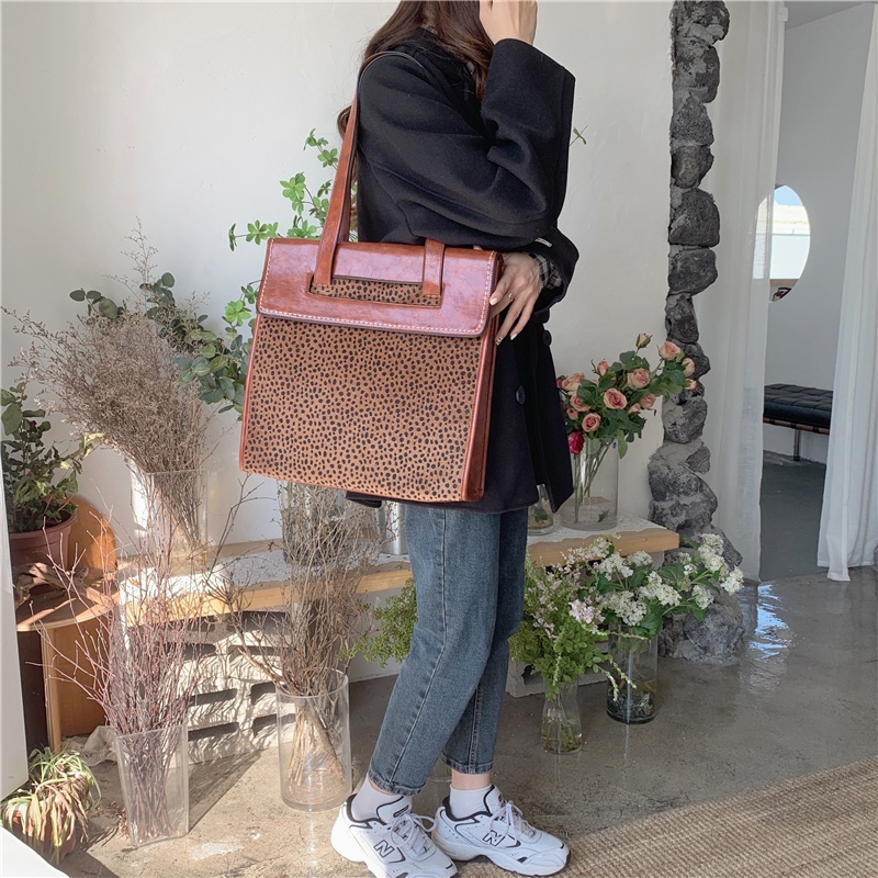 IELGY Túi tote Đeo Vai Kích Thước Lớn In Họa Tiết Da Báo Phong Cách Cổ Điển Thời Trang Cho Nữ