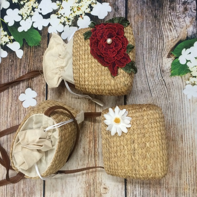 Túi cói lục bình hoa cúc hoa hồng | BigBuy360 - bigbuy360.vn