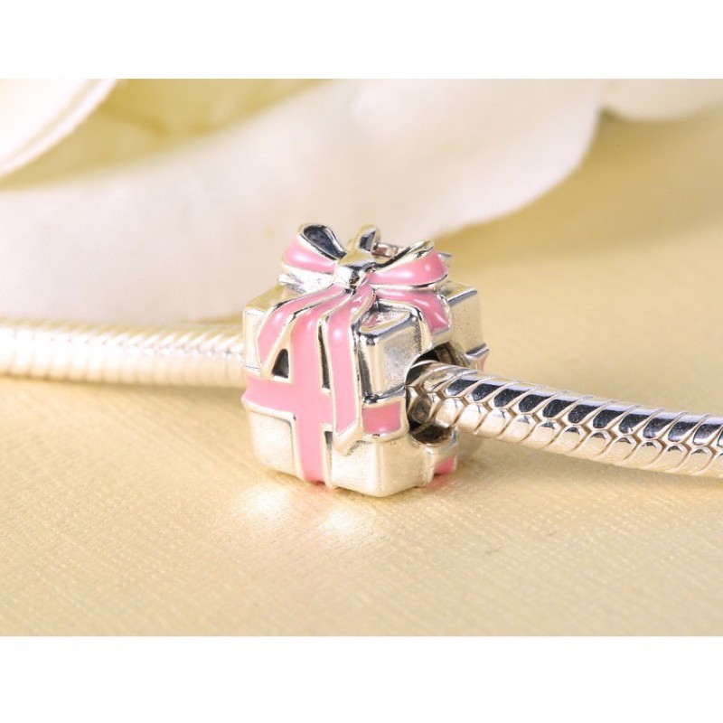 charm pan hộp quà nơ hồng bạc s925 cao cấp