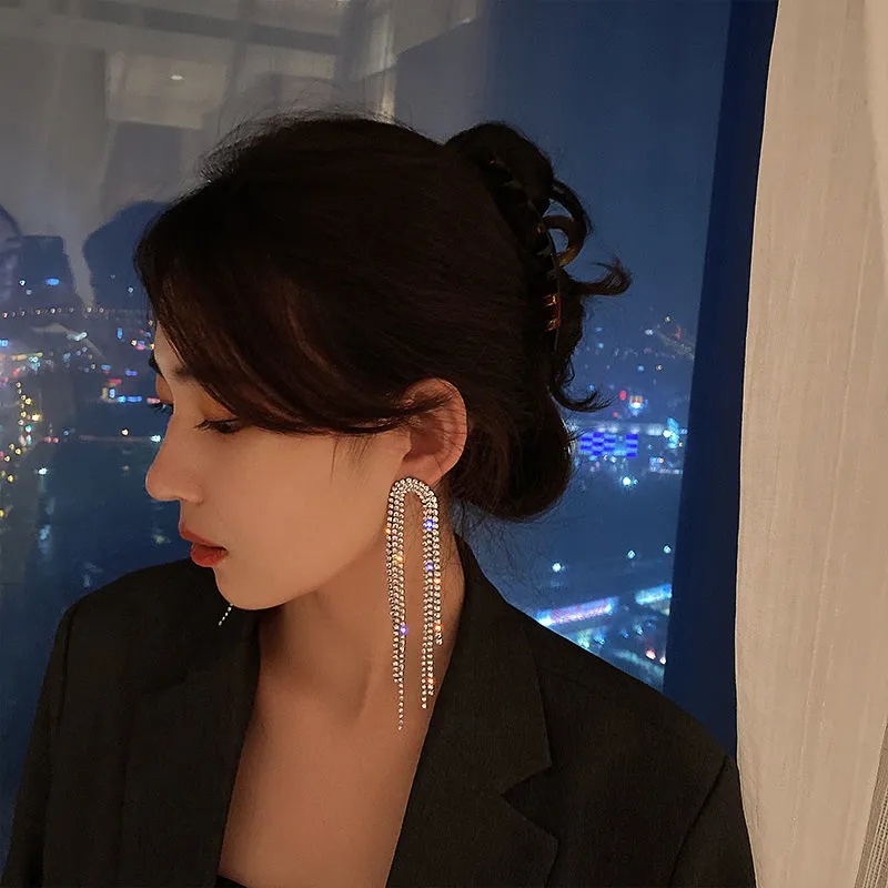 1 Đôi Bông Tai Tua Rua Đính Đá Thời Trang Dành Cho Nữ